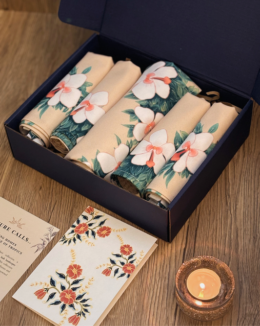 Orchid Elegance Gift Set - Placemats (4) & Table Runner