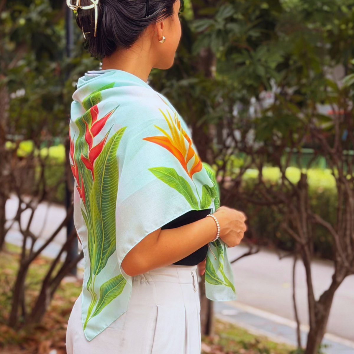 Heliconia Dream 110x110 cm Square Scarf