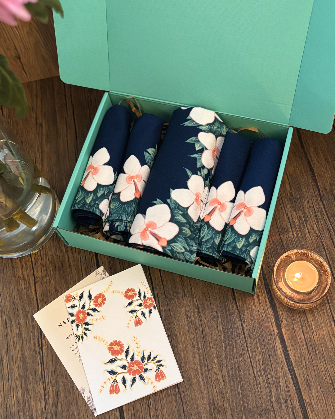 Orchid Elegance Gift Set - Placemats (4) & Table Runner